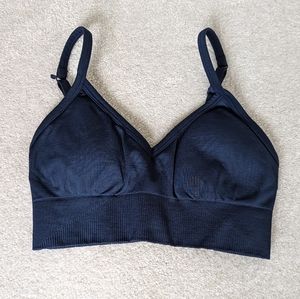 Lululemon Ebb to street bra